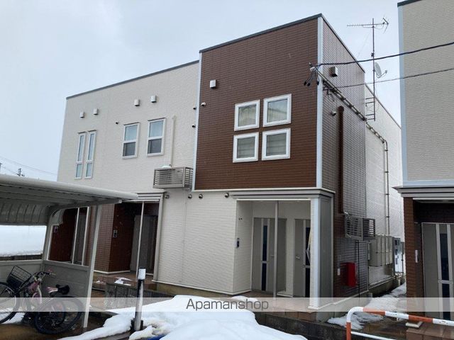 コンドミニアム さくら Bの外観写真