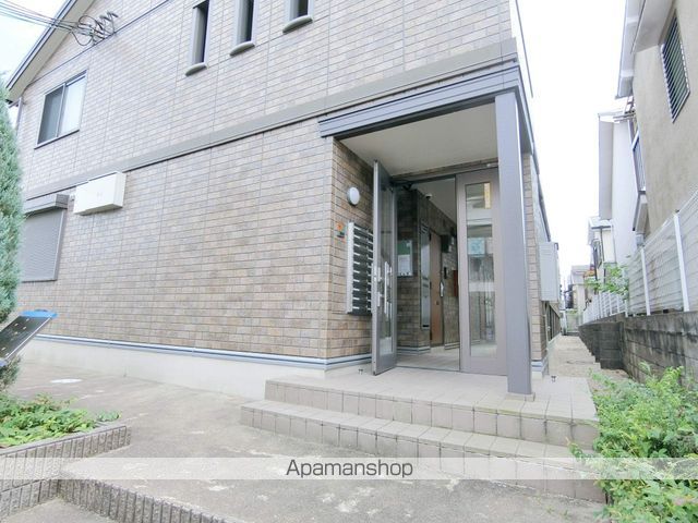 グランシャリオの玄関写真