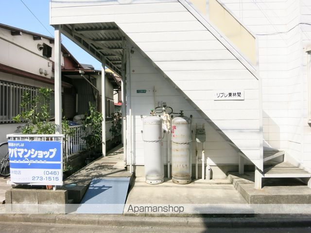 リブレ東林間の玄関写真