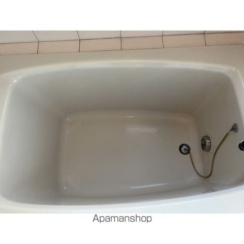 小茂根ビルの内装写真