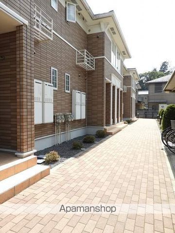 スタニングプレイスVの玄関写真