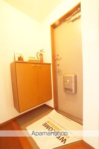 ポンムドゥテール前田の内装写真