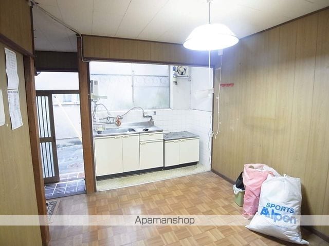 大宮玄琢北町36ー30貸家の内装写真