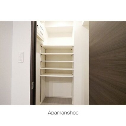 コンフォリア新宿イーストサイドタワー[2LDK/85.64m2]の内装