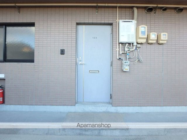 ひまわりコーポIIの玄関写真