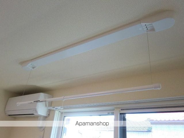 シャルマン高畑の内装写真