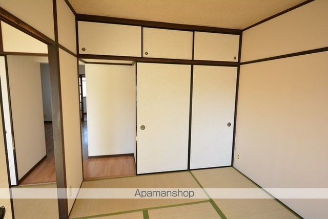 上条マンションの内装写真