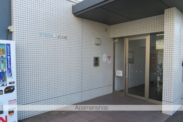アスコット花京院の玄関写真