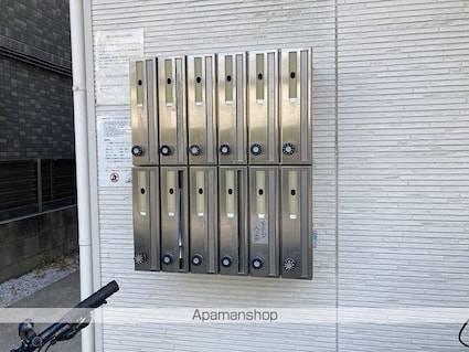 サンシャイン鶴見[1R/17.3m2]の外観4