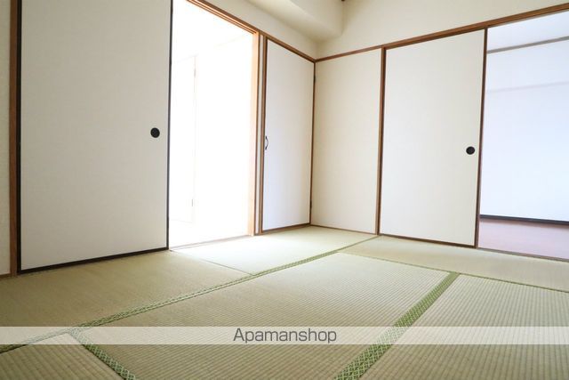 PLEAST曽根の内装写真