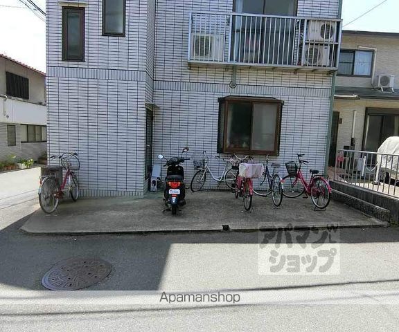 御室ハイツ司の外観写真