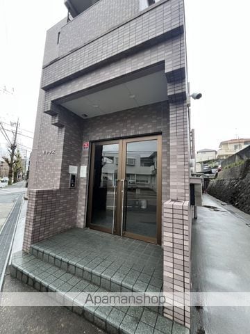 キャッスル一社の玄関写真