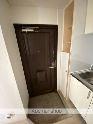 ドルフ３[1R/21m2]の玄関