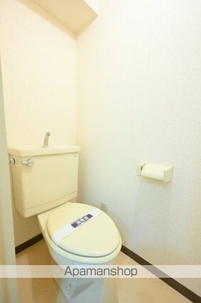 東京都新宿区西落合３丁目[1R/25.35m2]のリビング・居間4