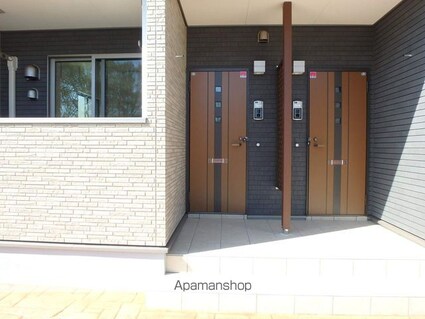 グランコートⅥ[2LDK/54.85m2]のエントランス2