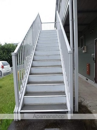 シーズン・リッチヒルズ[2K/33.12m2]の外観3