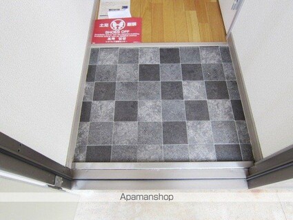 レオパレス若槻[1K/20.28m2]の玄関