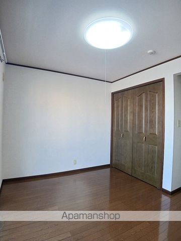 スモールフォレストBの内装写真