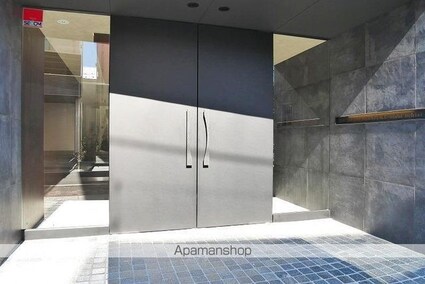 東京都新宿区西落合４丁目[1K/25.54m2]のエントランス2