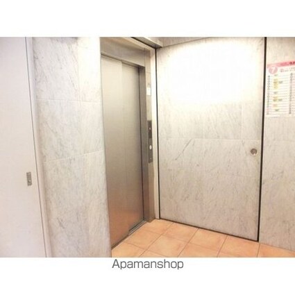 ユニロイヤル九段南[1K/40.09m2]の外観5