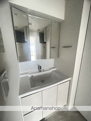 東京都港区西麻布２丁目[2LDK/58.26m2]の洗面所