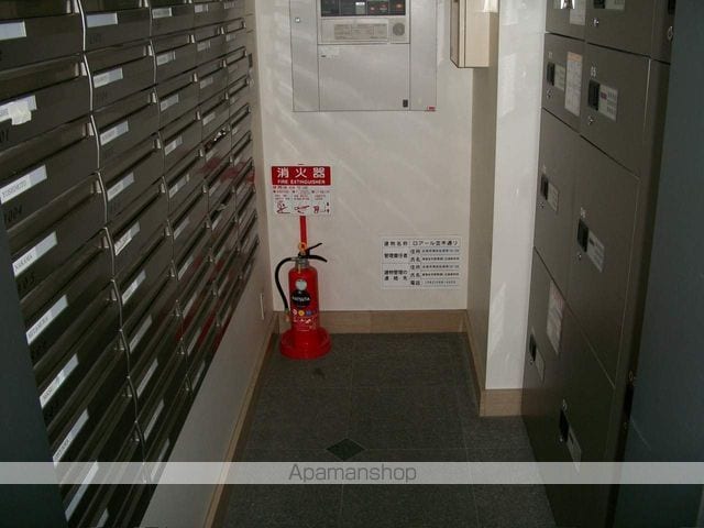 ロアール並木通りの外観写真