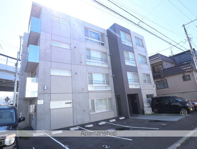 LIVAROT N33の外観写真
