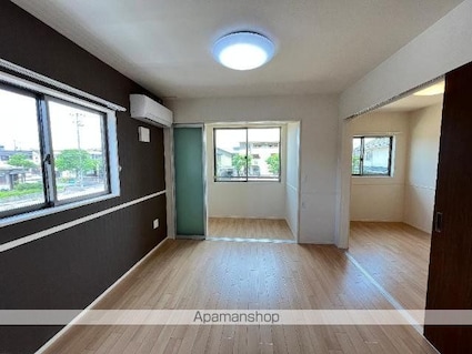 ルミエール[2LDK/55.54m2]のリビング・居間1