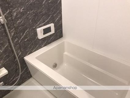 ウィスタリア[3LDK/65.7m2]のバス1