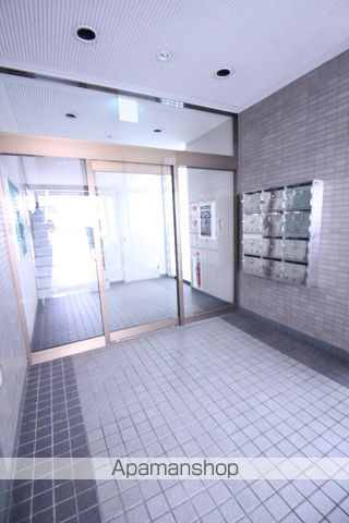 エンブレム新琴似の玄関写真