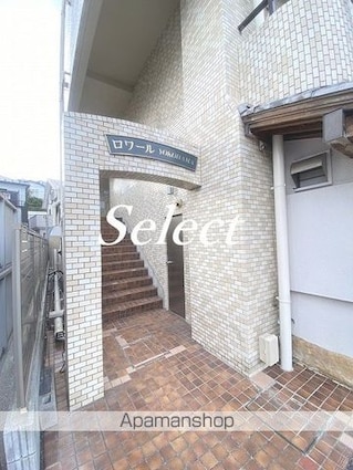 神奈川県横浜市神奈川区泉町[2DK/32.44m2]のエントランス2