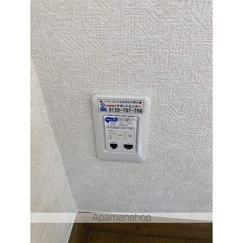 イーストタウンK.の玄関写真