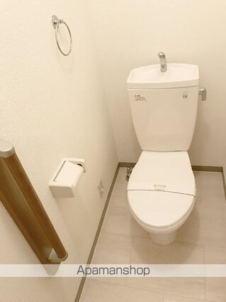 Ｒｏｙａｌ　Ｇａｒｄｅｎ　４００＆１６　ＡＢＣＤ[2DK/59.62m2]のトイレ