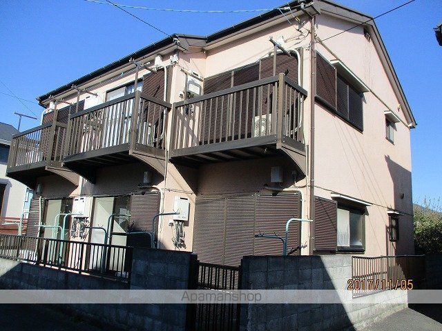 山瀬ハイツの玄関写真