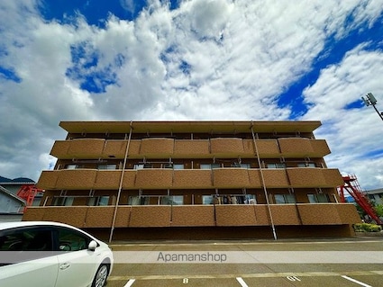 ハートフルリアン[2LDK/60m2]の外観2