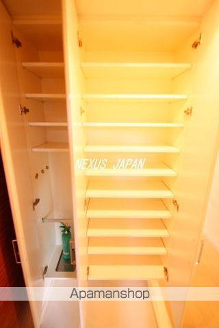 コンフォリア神田神保町の内装写真