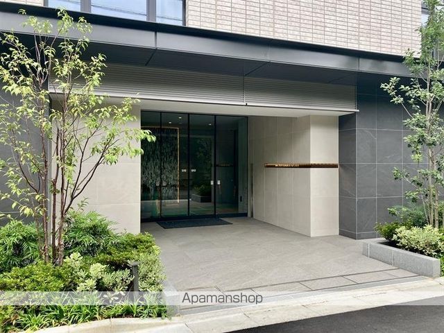 プラウド新丸子エアリーコートの玄関写真