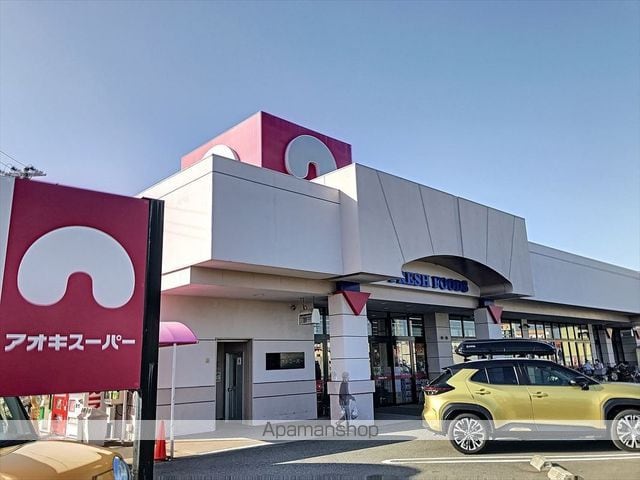 シャトルジュンの周辺写真