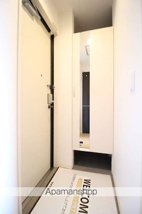 Ｌｕｃｅ[1LDK/50.37m2]の玄関
