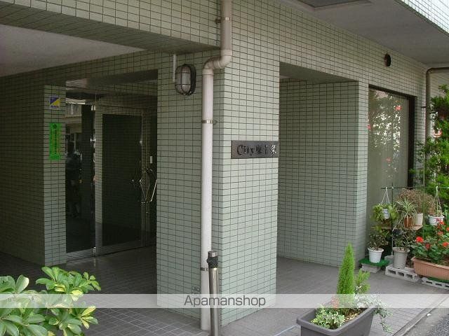 シティ東十条の玄関写真