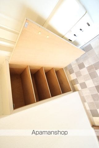 バザレビルの内装写真
