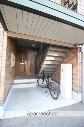 リヴェール　Ａ棟[3LDK/70.43m2]のエントランス