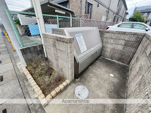 FIOREの玄関写真