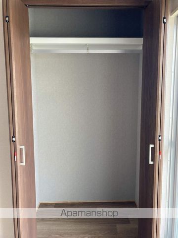 メゾン雁宿の内装写真