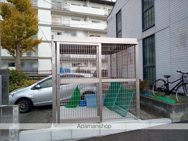 レオパレスシンフォニアの玄関写真