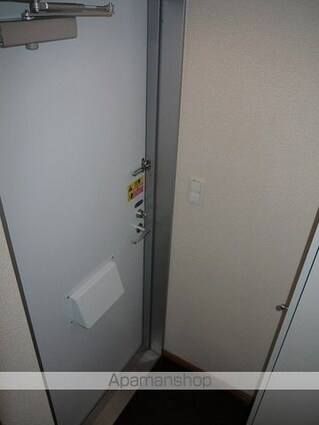 レオパレス柏田[1K/28.02m2]の玄関