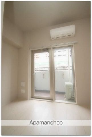 ファーストフィオーレ心斎橋イーストIIIの内装写真