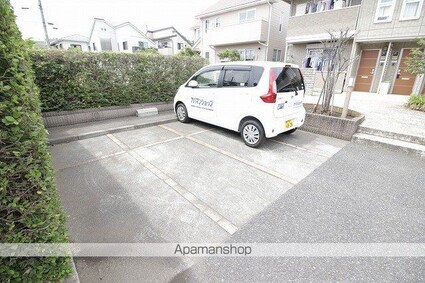 東京都立川市砂川町４丁目[2LDK/52m2]の駐車場