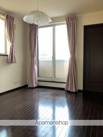 世田谷区 2階建 築19年の内装写真