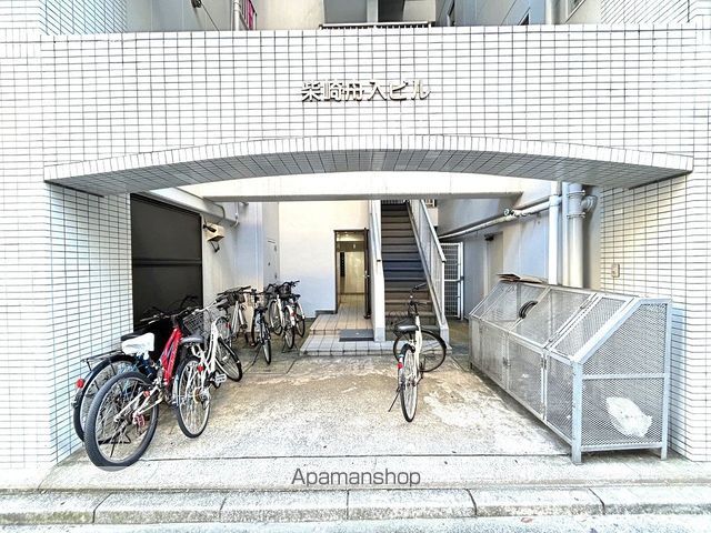 柴崎舟入ビルの玄関写真